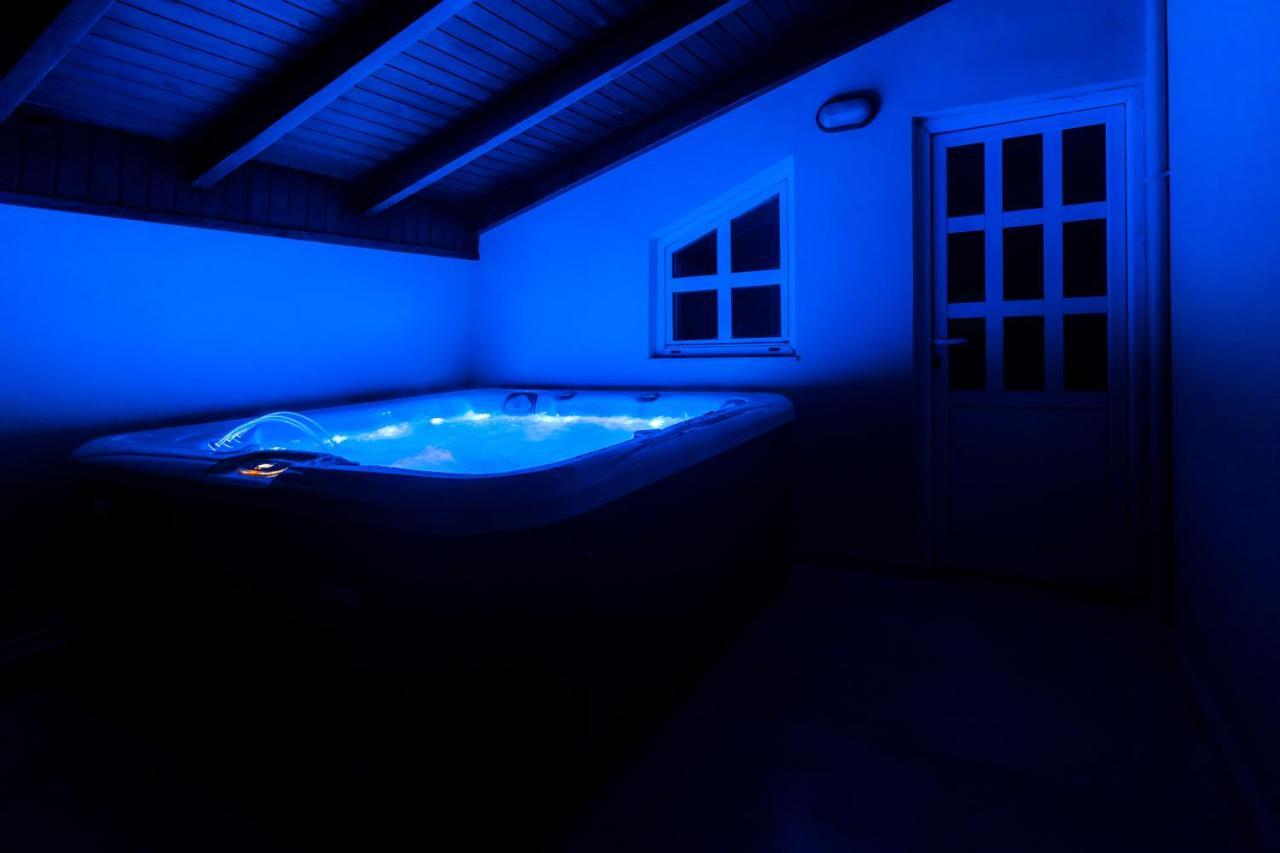 Villa Ventus, 40Sqm Private Pool & Hot Tub! Roussospítion Exterior foto